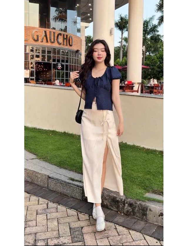 Ảnh Áo Kiểu Nữ Cổ Vuông Tay Phồng GAGO Brand Gài Nút Thắt Dây Ngực Nhún Thời Trang Hàn Quốc GA4604 3