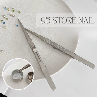 Nhíp gắp đá cao cấp có khoá cài cố định - có răng cưa chống trượt , giúp gắp bi tròn , đá nail các kiểu dễ dàng