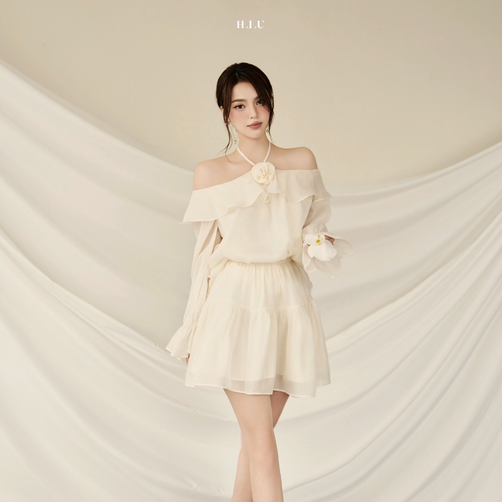 Mooni Top | Set áo nữ kèm chân váy thiết kế lụa tơ óng H.I.U Fashion ...