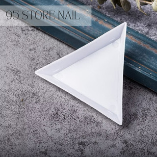 Khay tam giác đựng đá , combo 5 cái đựng phụ kiện nail bằng nhựa