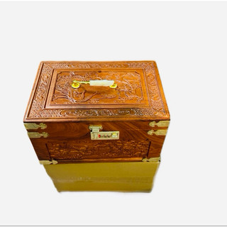 Tráp  hầu trạm  năm  mặt  xung quanh
