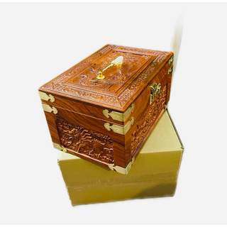 Tráp  hầu trạm  năm  mặt  xung quanh