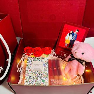 (Wish thiệp đỏ) Combo hộp túi quà kèm set 3 thỏi son và nước hoa phụ kiện xinh xắn