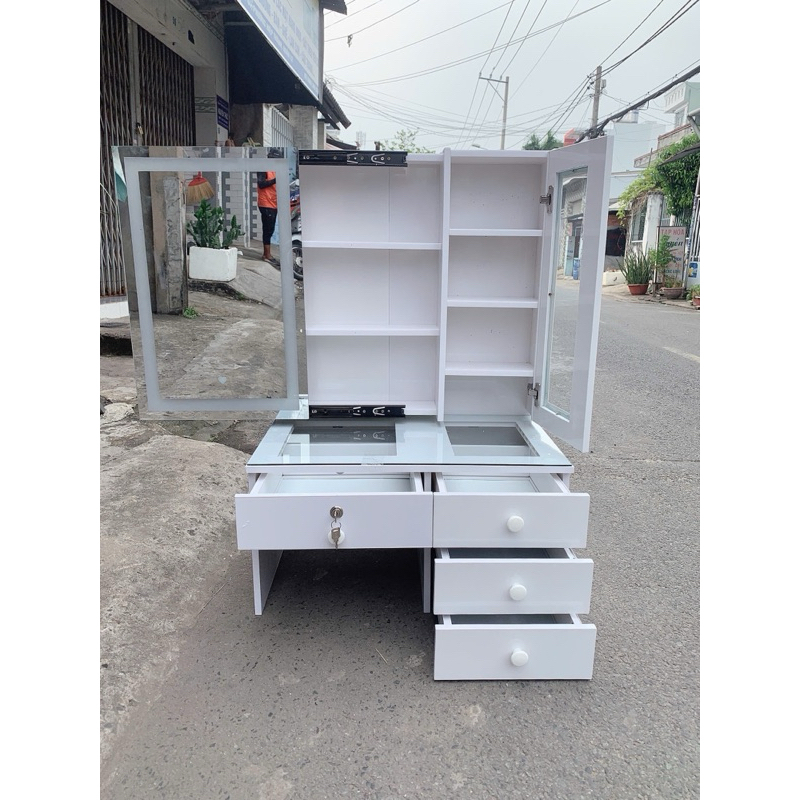 J82 - Bàn Trang điểm Ngồi Bệt gương đèn led cảm ứng có tủ trong gương, mặt bàn kính + cánh