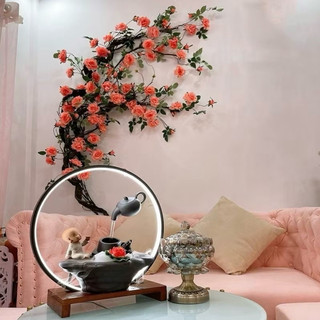 Dây Hoa Hồng Pháp cổ dài 1,7 m, gồm 7 hoa, 8 nụ. Thân rêu giống thật, hàng cao cấp (1 dây kèm 2 ghim móc và dây thắt)