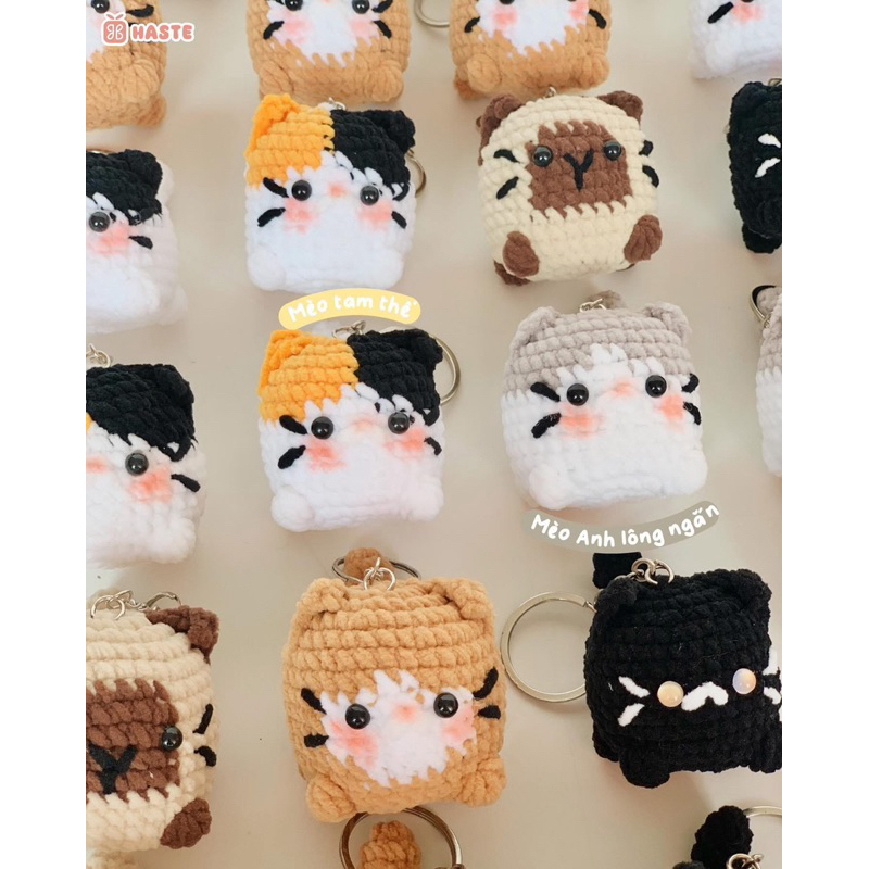 Móc Khoá Len Nhung Mịn Mèo Ú Mochi Handmade Dễ Thương