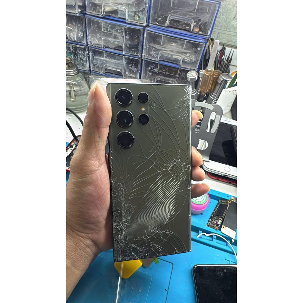 Nắp Lưng Samsung S23 Ultra - Hàng Chuẩn Bóc Máy Đẹp ( Tặng Kèm Tape Keo Zin Khi Mua )