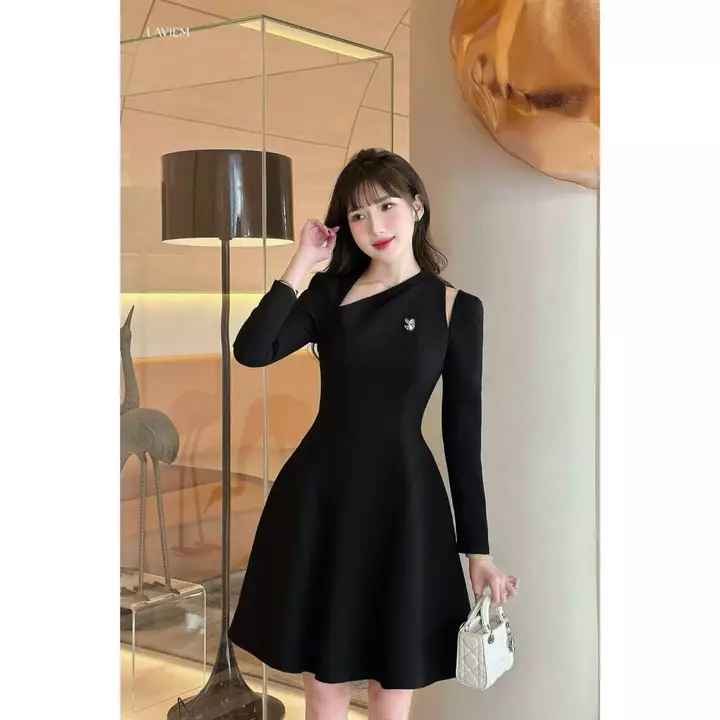 LAVIEM - Váy thiết kế dáng xòe dài tay chiết eo cut out vai - Celin Dress