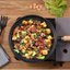 Chảo Gang Tròn Cán gỗ Chống Bỏng dùng để chiên xào trứng size 20cm-26cm Dùng cho mọi loại bếp