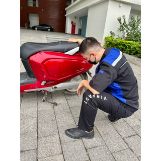 Bộ Đồng phục ktv xưởng dịch vụ Vinfast, vải pangrim Hàn Quốc, in phản quang. Vinfast technician uniform reflective logo