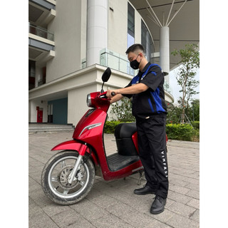 Bộ Đồng phục ktv xưởng dịch vụ Vinfast, vải pangrim Hàn Quốc, in phản quang. Vinfast technician uniform reflective logo