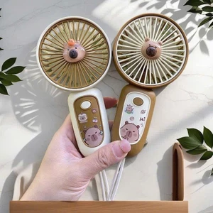 QUẠT TÍCH ĐIỆN CẦM TAY CAPYBARA SIÊU XINH CHO BÉ