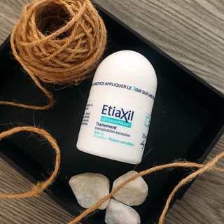 Lăn Khử Mùi Etiaxil Kiểm Soát Mồ Hôi Chuyên Sâu Đến 72h 15ml
