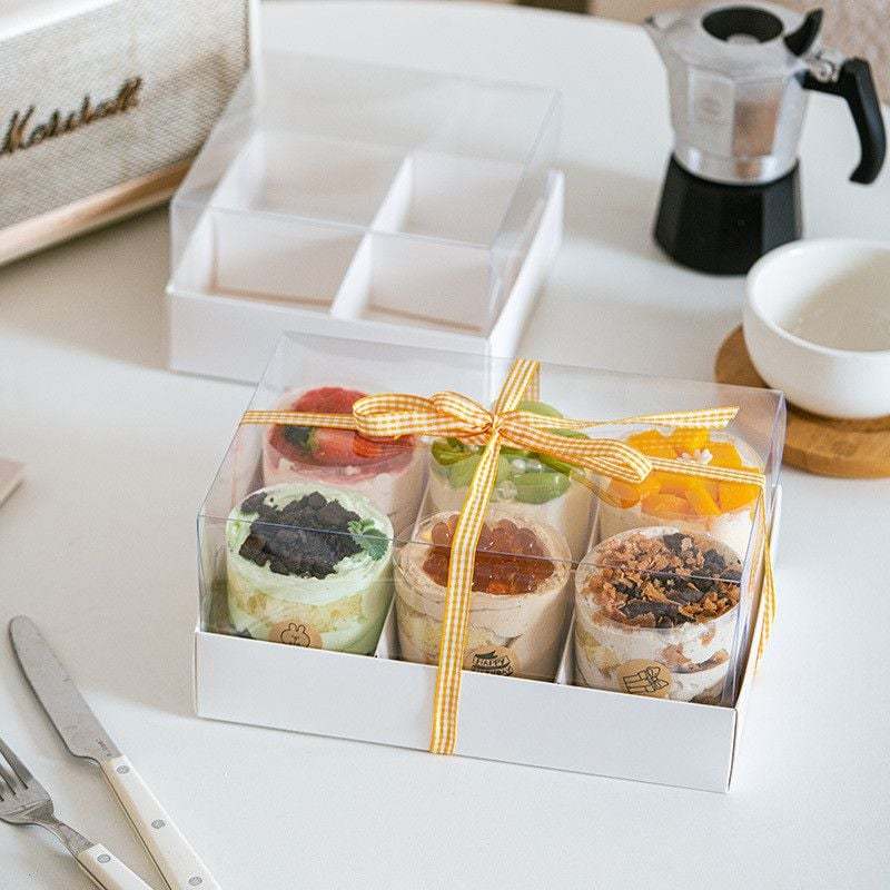 Hộp giấy nắp Mica trong suốt 4 ngăn/6 ngăn đựng Bánh Kem, Cupcake, Muffin