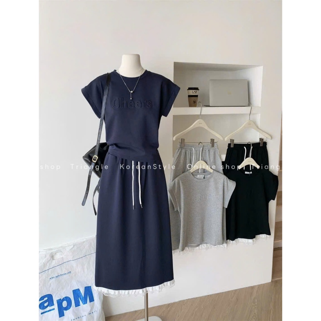 Triangle - Mid Cheers Set(Cân nhắc kỹ, return is not welcomed)- Set thể thao Cheers Hàn Quốc gồm áo + chân váy midi