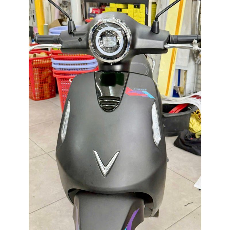 Tem xe điện evo 200 đẹp