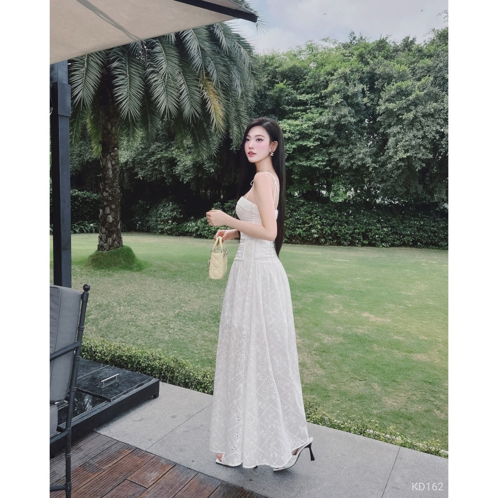 Đầm dài maxi 2 dây boi thêu hoa trắng Khiết phong cách nữ tính quyến rũ KD162