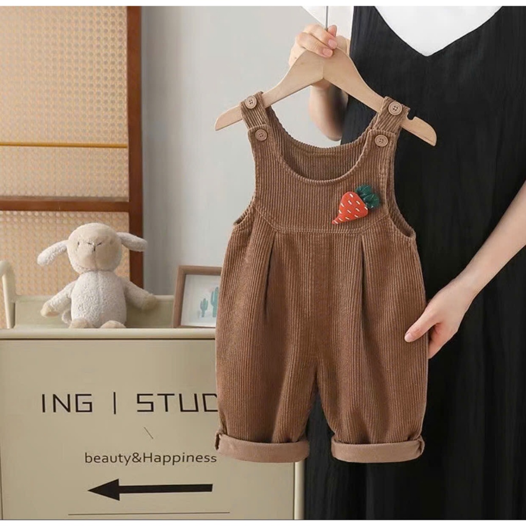 Yếm Nhung Củ Cà Rốt Cho Bé gái Dành Cho Bé Từ 0-5 Tuổi
