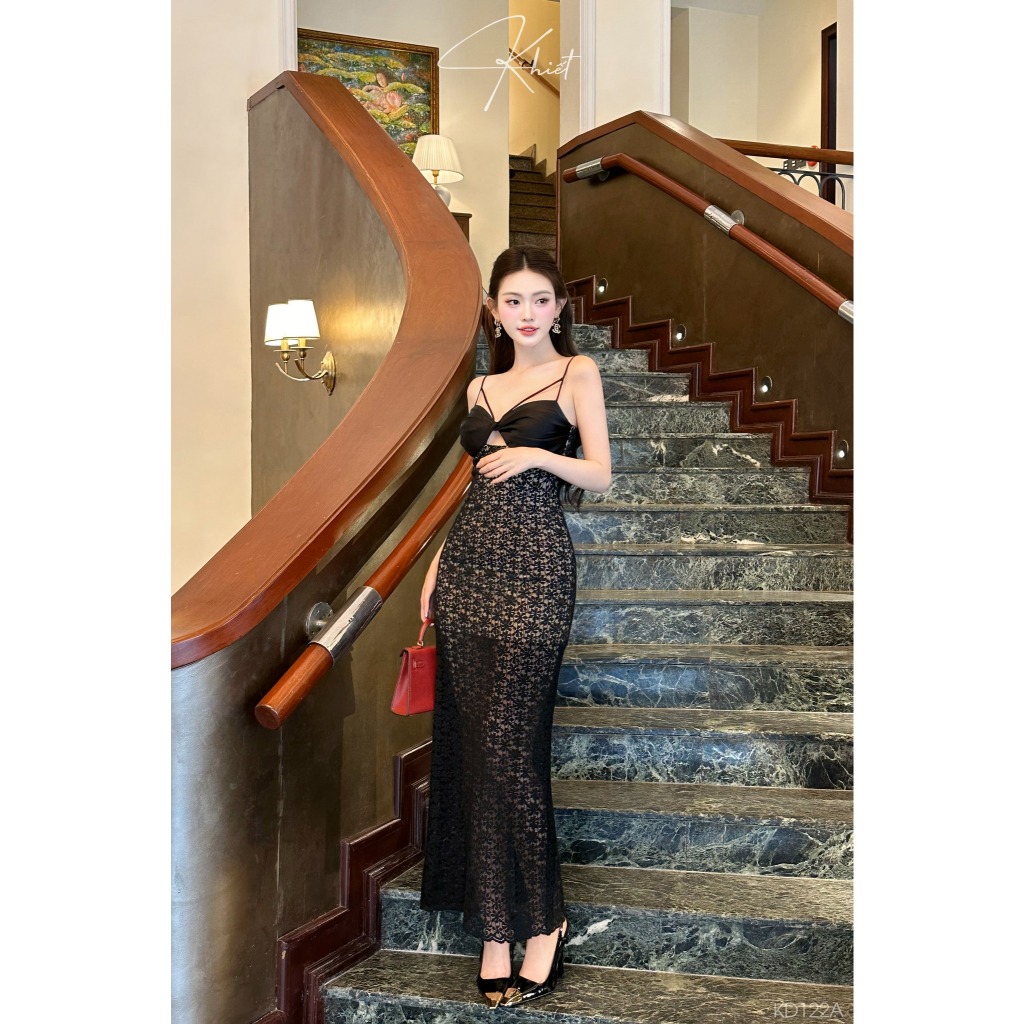 Đầm Khiết Fashion ôm 3 dây dáng dài ren hoa mai màu đen quyến rũ phong cách dự tiệc KD122A