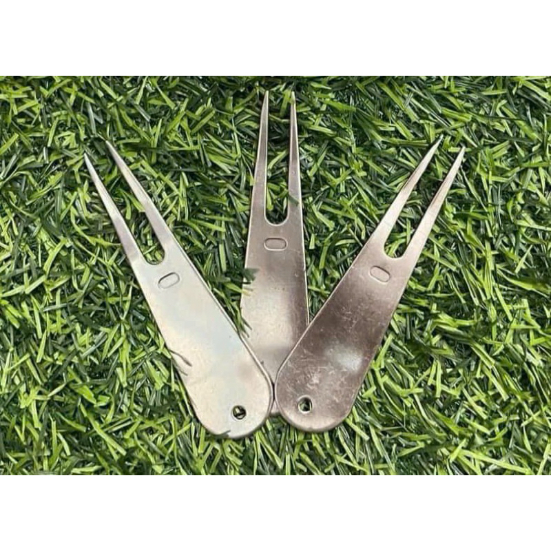 nĩa sửa green divot sân golf