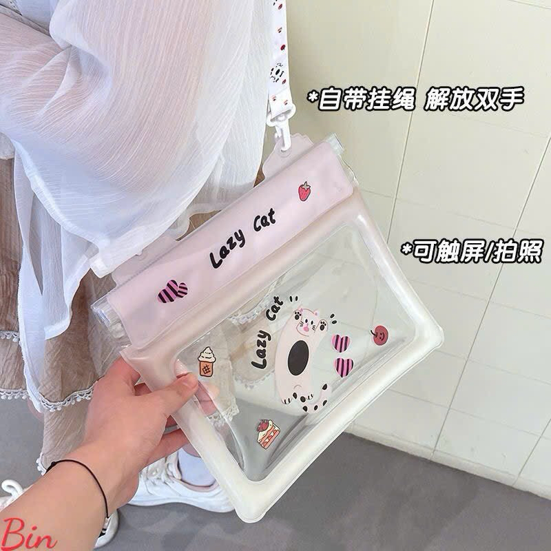 Túi đựng điện thoại chống nước hoạ tiết hoạt hình