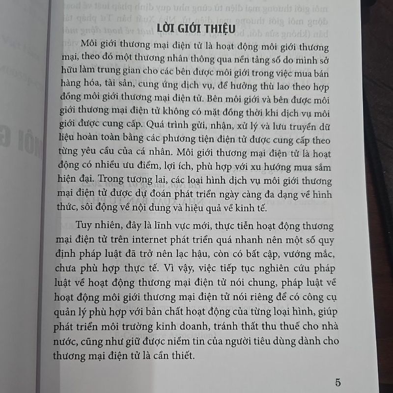 Sách - Pháp luật về hoạt động môi giới thương mại điện tử (NXB Tư Pháp)