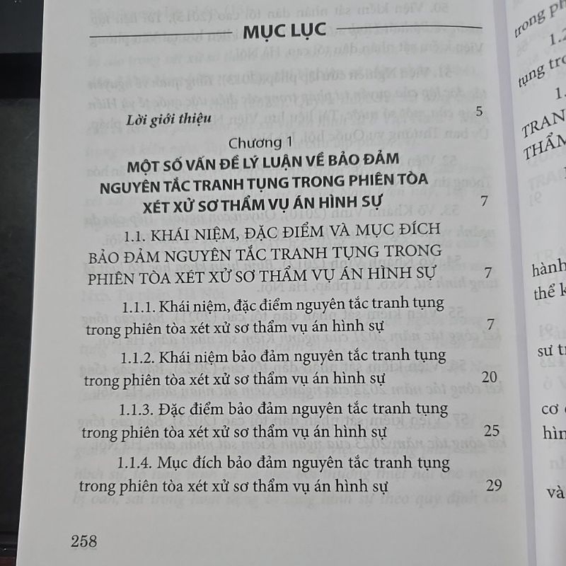 Sách - Bảo đảm nguyên tắc tranh tụng trong phiên tòa xét xử sơ thẩm vụ án hình sự ở Việt Nam hiện nay (NXB Tư Pháp)