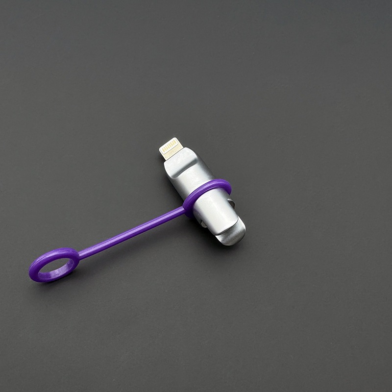 Đầu chuyển đổi sạc Type-C sang L – Hỗ trợ sạc và truyền dữ liệu – Dùng với đầu cắm Type-C – Gọn nhẹ, tiện lợi