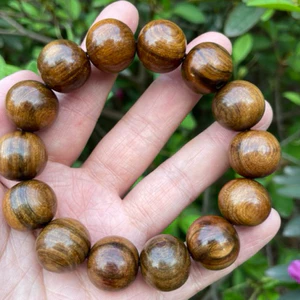 Vòng tay gỗ Bách Xanh Mộc Châu thơm ngọt tự nhiên giá tại xưởng tìm sỉ