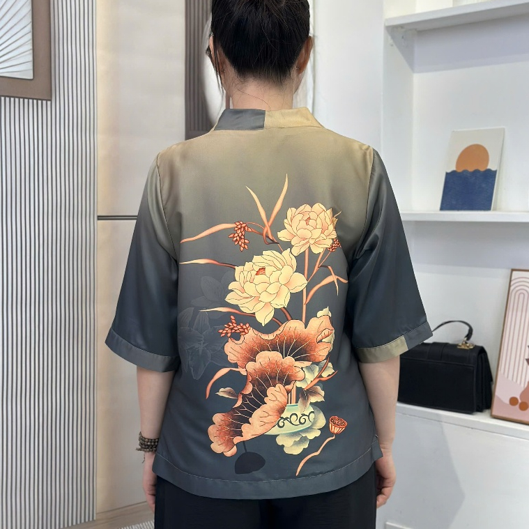 Ảnh Áo Kiểu Trung Niên A336, Mẫu Sơ Mi Lụa Cổ Bà Lai Chất Lụa Hoa 3D Tay Lỡ Lịch Sự | Thời Trang MAI THY 1