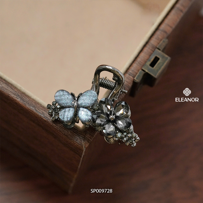 Kẹp tóc nữ càng cua Eleanor Accessories hình hồ điệp và hoa đính đá phụ kiện tóc kẹp tóc mái 9728