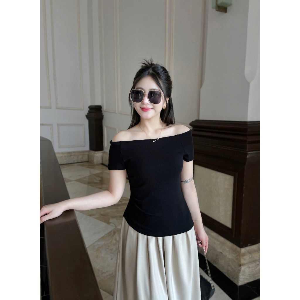 Ảnh Áo thun nữ Evalover mã 276 kiểu dáng ngang vai, chất cotton Nhật co giãn 4 chiều 2