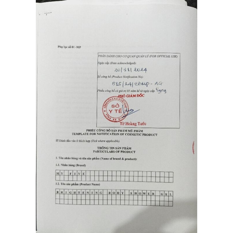 Sữa tắm trắng da dưỡng ẩm, mịn sáng da