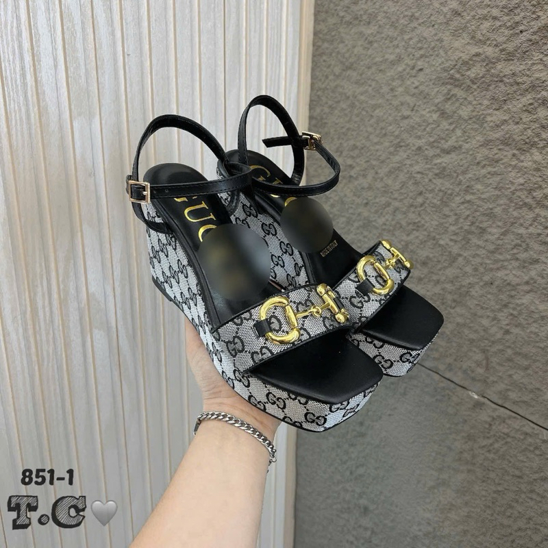💚💚💚 Sandal quai sau