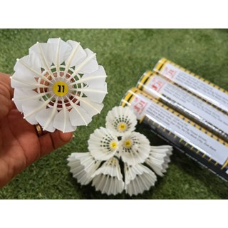 Cầu lông J1 3in1 Vàng, tốc độ 74, lông Ngỗng