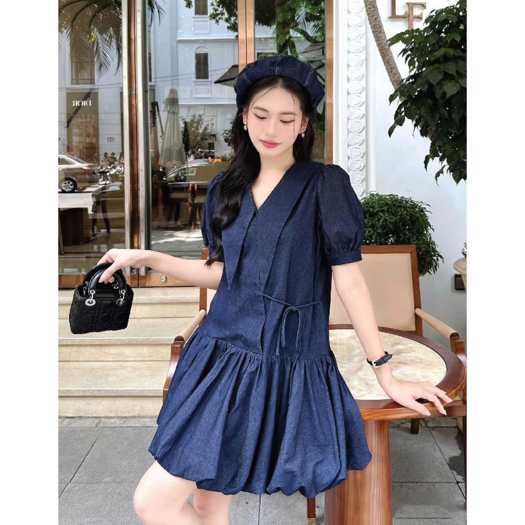Váy nữ jean bó dáng xuông quả bí tay ngắn, váy cổ V tay bồng dành cho nữ by Charmie - M4799
