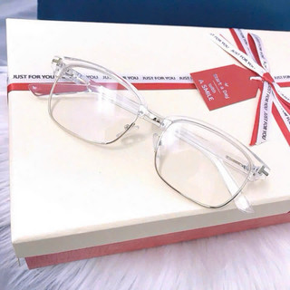 mắt kính ,mắt kính trắng trong,mắt kính gọng vuông