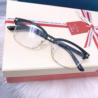mắt kính ,mắt kính trắng trong,mắt kính gọng vuông