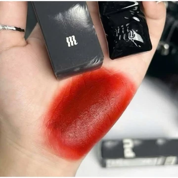Son kem lì Merzy Velvet Tint V6 đỏ gạch quyến rũ ( mới)- ĐT40