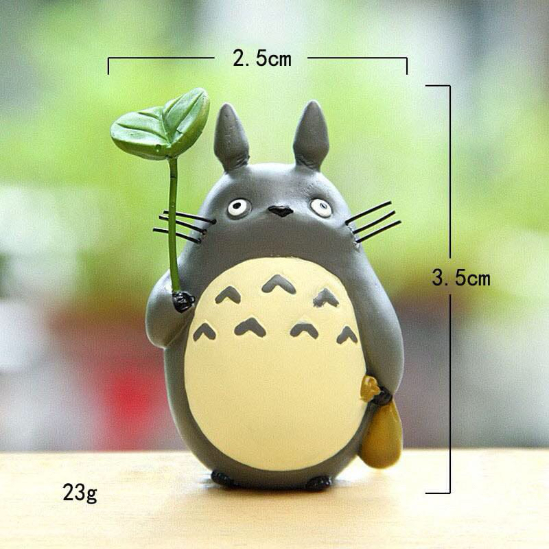 Mô hình Chu Totoro cầm cỏ Clover ba lá cho các bạn trang trí tiểu cảnh, terrarium, DIY