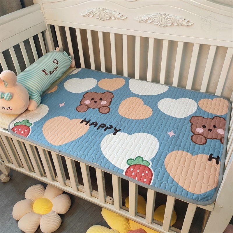 Miếng Lót Chống Thấm Điều Hòa (họa tiết ngẫu nhiên)  50x70cm Trần Bông An Toàn Không Kích Ứng Da saubabi
