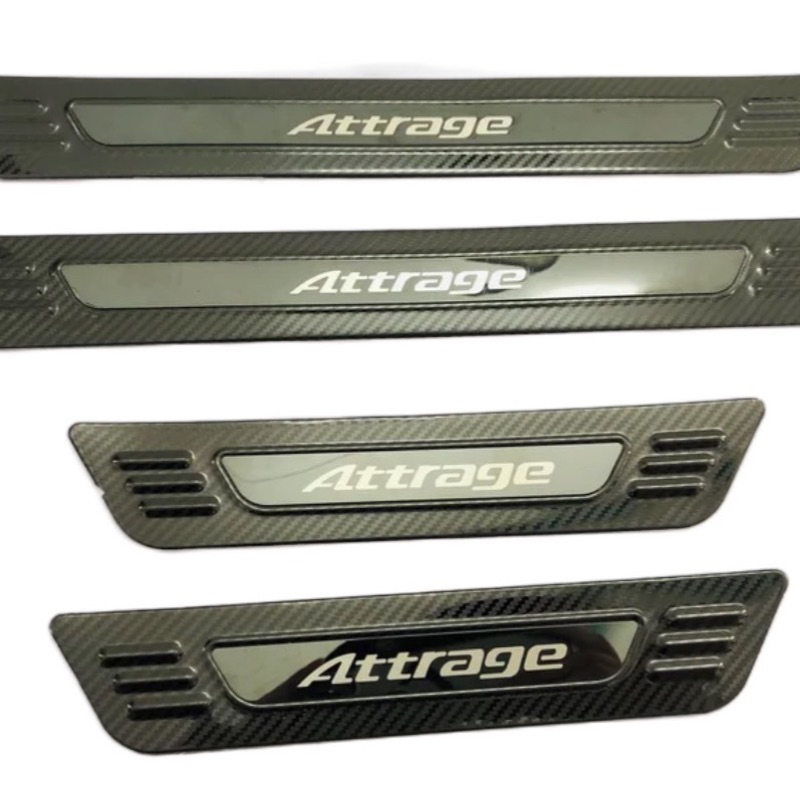 Ốp bậc cửa, nẹp bước chân xe Attrage 2016-2024 vân Carbon cao cấp