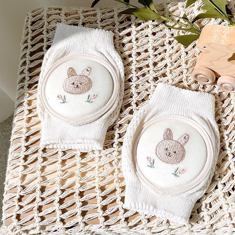 Tất/vớ tập bò bảo vệ đầu gối khi bé tập đi,đi xe đạp và thể thao saubabi