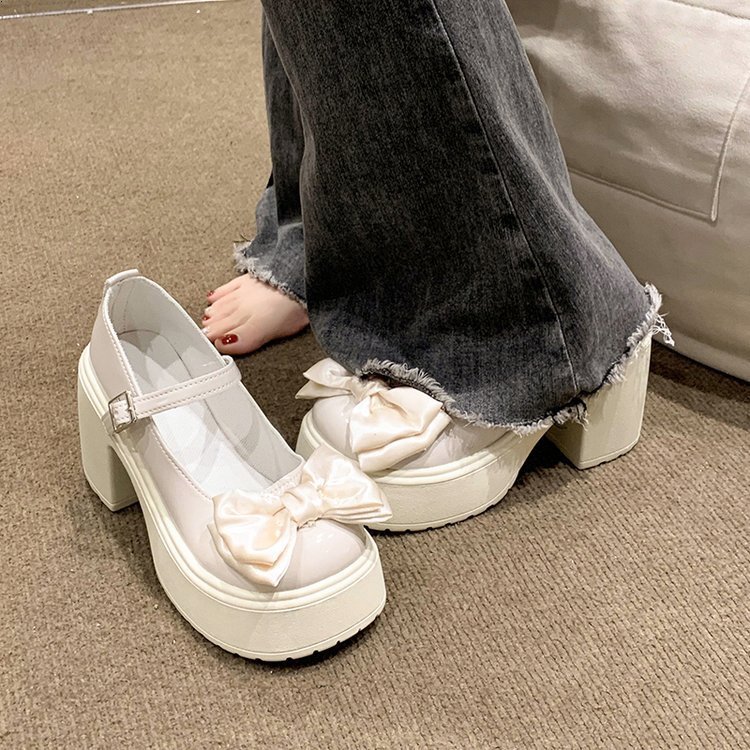 🔥Còn hàng🔥Lấy lùi 1 size-Giày búp bê nữ đế cao 9p,Giày búp bê nơ 9cm,đen và trắng(size35-40)
