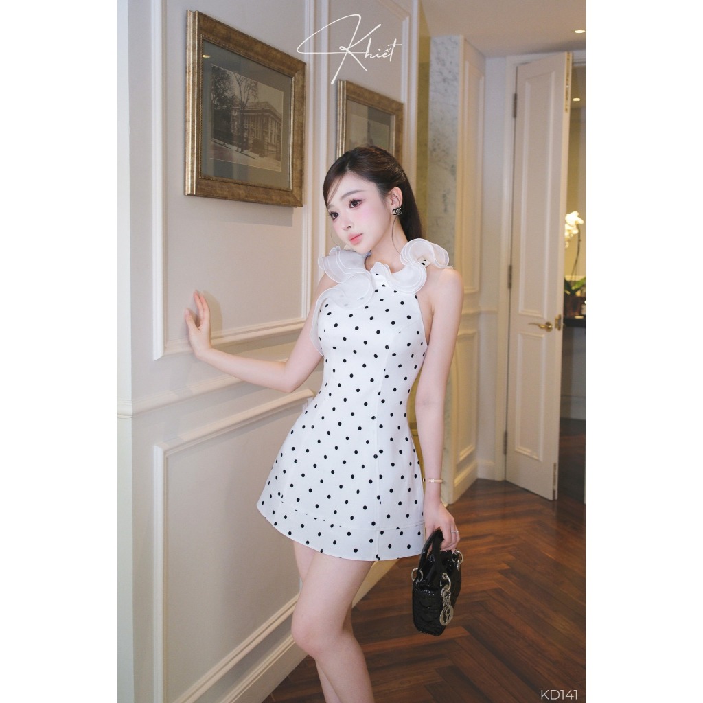 Đầm Khiết Fashion họa tiết chấm bi cổ yếm phối bèo tơ phong cách nữ tính thanh lịch KD141