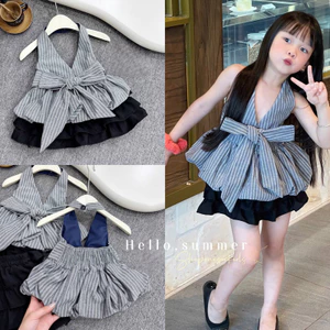 Váy hè - Hàng có sẵn ,Sét áo kẻ sọc cổ V thiết kế nơ eo sang chảnh mix váy đen 3 tầng cho bé gái