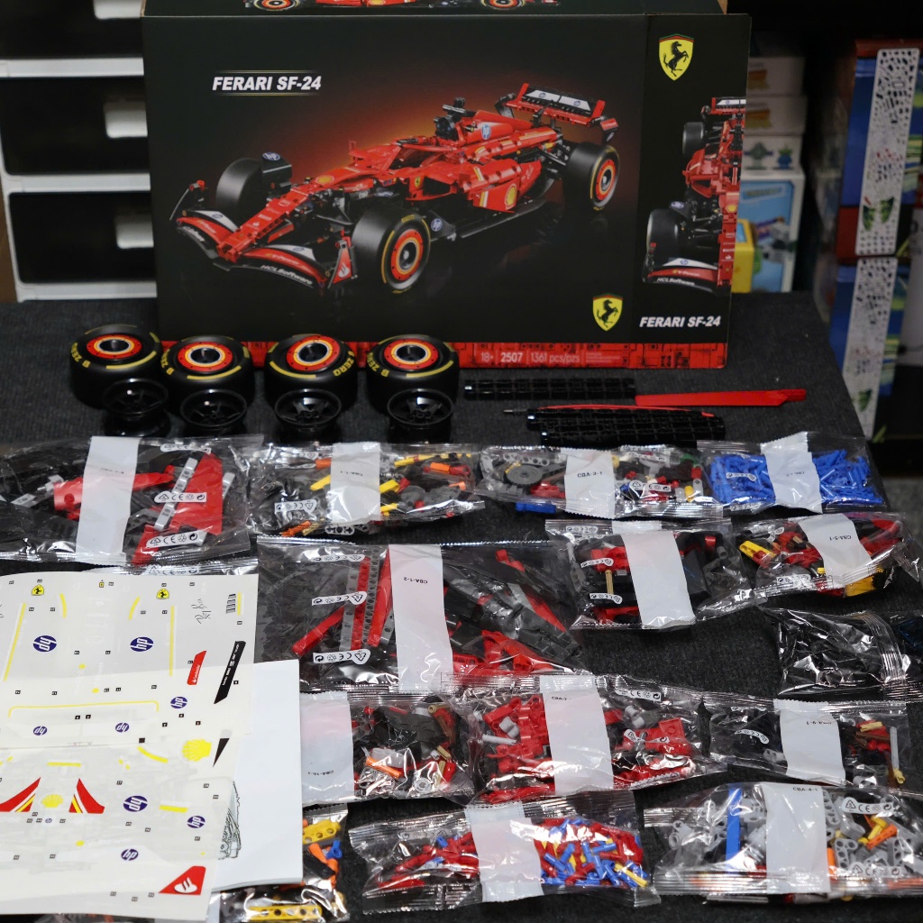 [Hỏa Tốc HCM] Mô hình đồ chơi lắp ráp xe đua Ferrari SF-24 F1 Car, mô hình đồ chơi technic cao cấp. | BigBuy360 - bigbuy360.vn