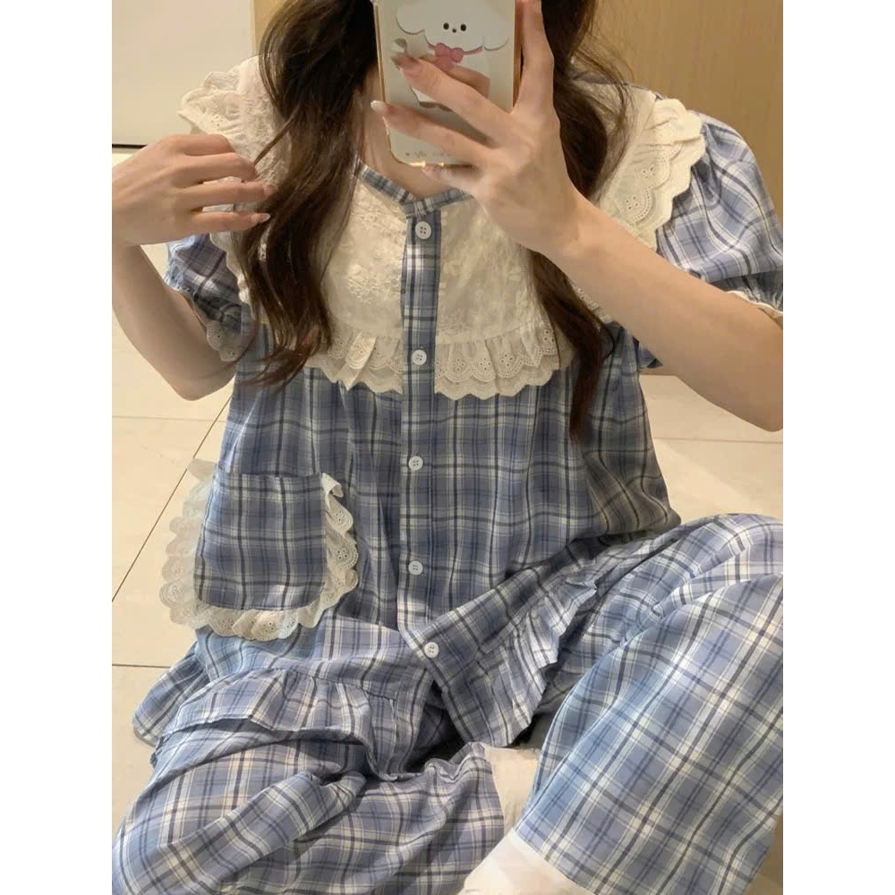 Bộ ngủ cotton nữ cao cấp kẻ caro tay ngắn màu xanh dương, bộ pijama nữ mặc nhà cổ ren vintage dễ thương HCOM26029