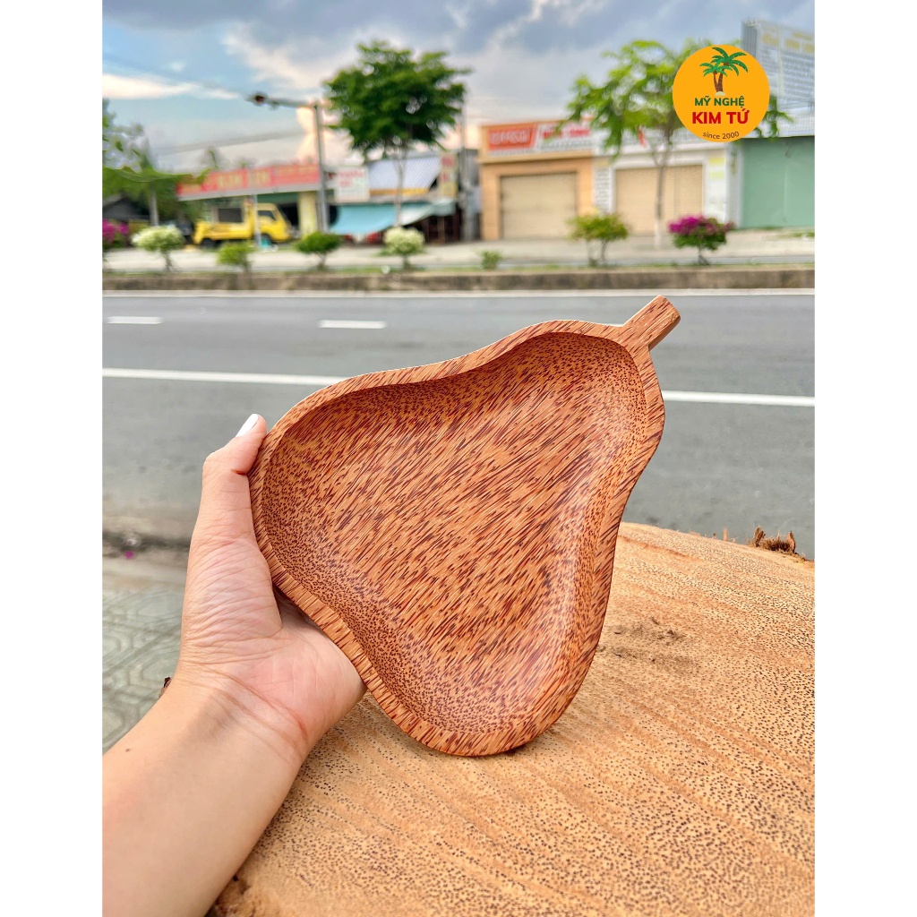 Dĩa Gỗ Dừa Nguyên Khối Hình Quả Mận Đựng Trái Cây, Bánh Kẹo, Decor Bàn Tiệc, Quà Tặng Cao Cấp Đậm Chất Miền Tây - KIM TỨ
