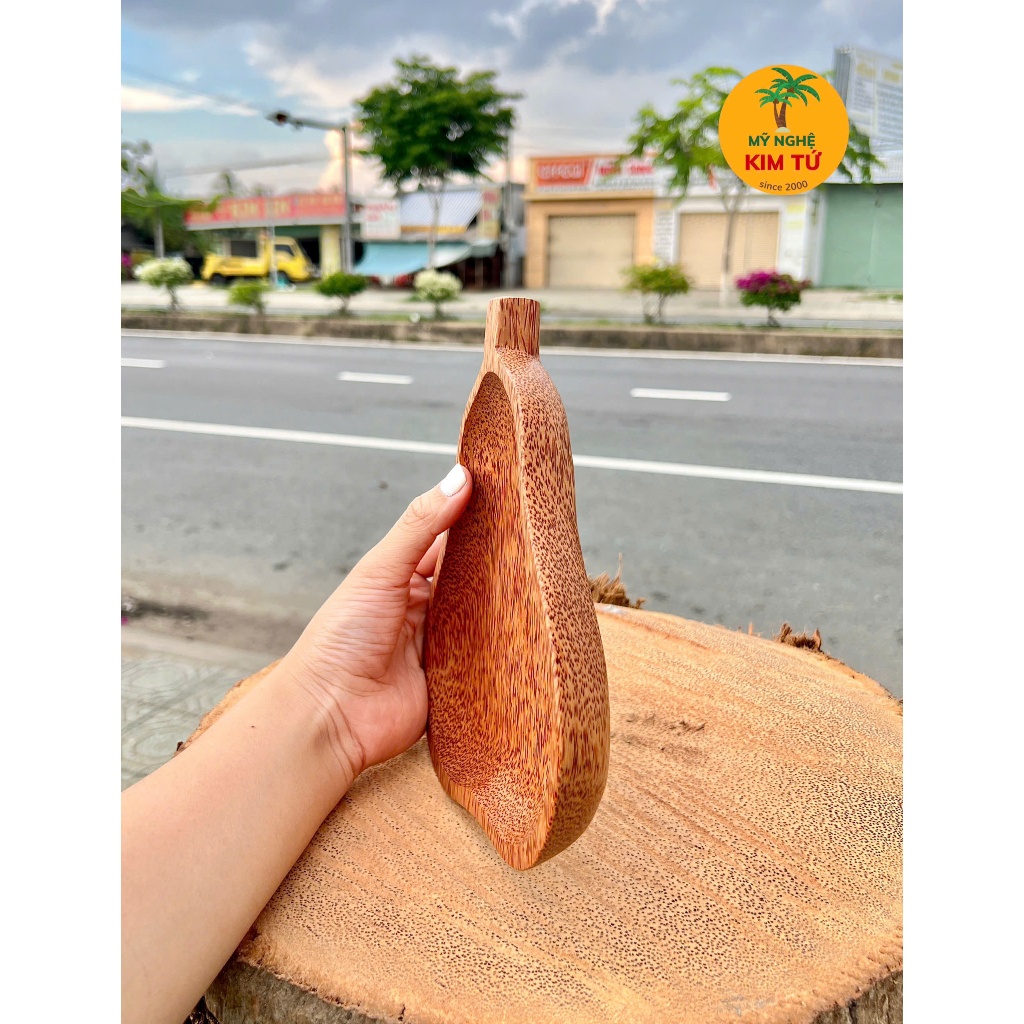 Dĩa Gỗ Dừa Nguyên Khối Hình Quả Mận Đựng Trái Cây, Bánh Kẹo, Decor Bàn Tiệc, Quà Tặng Cao Cấp Đậm Chất Miền Tây - KIM TỨ